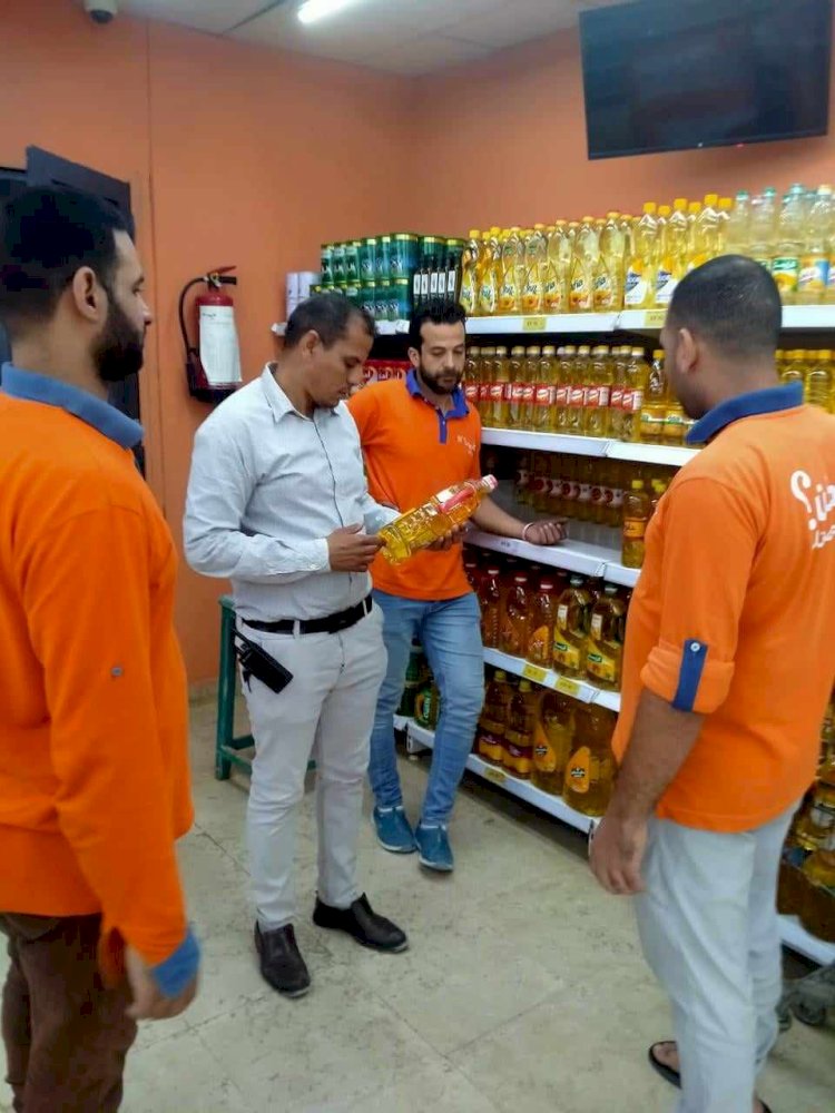 تكثيف الحملات التموينية وتوفير السلع الغذائية للمواطنين بأسعار مخفضة بمراكز المنيا