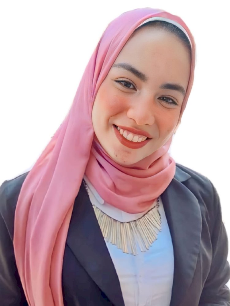 يوسف محمدومنار عبد اللطيف يفوزان بلقب الطالب والطالبة المثاليين على مستوى جامعة المنيا