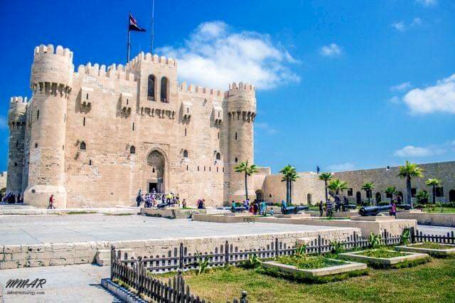 السلطان قايتباي وبناء القلعة