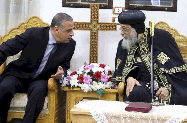 الفقي يهنئ البابا تواضروس بعيد القيامة المجيد