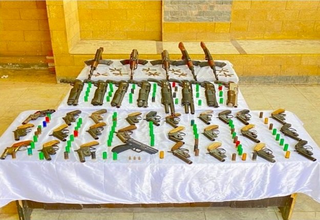 ضبط تجار الاسلحة والمخدرات باسوان واسيوط ودمياط والاسكندرية