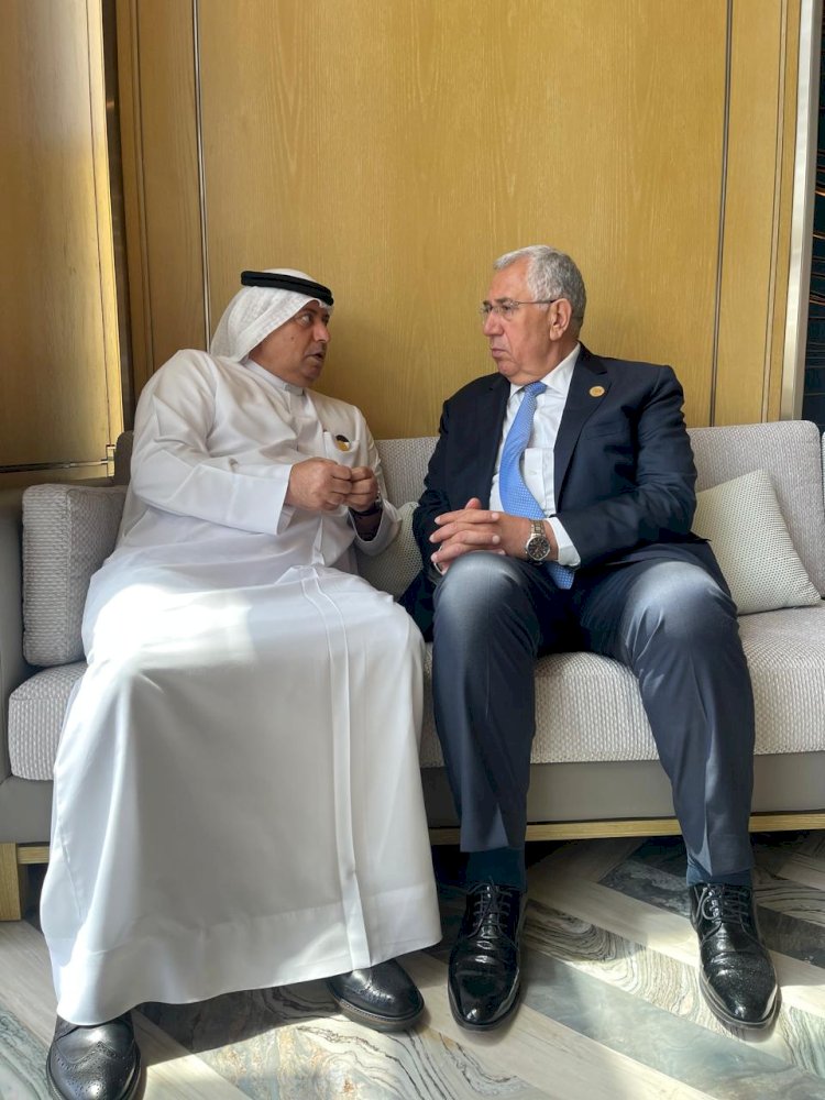 القصير والحنيفات بحثا تبادل السلع الغذائية والخبرات علي هامش "اكساد"بالرياض