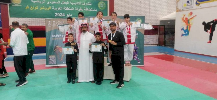 خلف القناوى .. مدرب لياقة بدنية بالسعودية  يحصل على 20 ميدالية  ذهبية وفضية