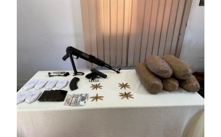 ضبط "مسجل" يتاجر في المخدرات بدكرنس