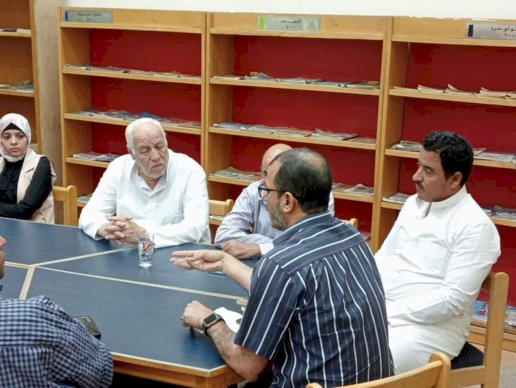 الموسيقى الداخلية للقصيدة الشعرية على مائدة الحوار بأسيوط الجديدة