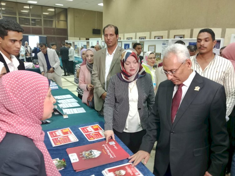 رئيس جامعة المنيا يفتتح مهرجان حصاد " نوعية " في نسخته الأولى 