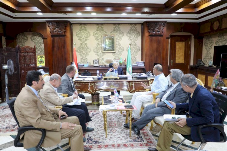 القاضي يلتقي اعضاء مجلسي النواب والشيوخ لبحث مشاكل المواطنين في مختلف القطاعات