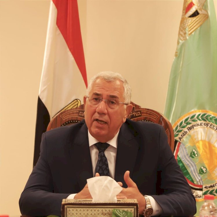 القصير يبحث مع الغنام تحقيق رؤية الدولة الاستراتيجية