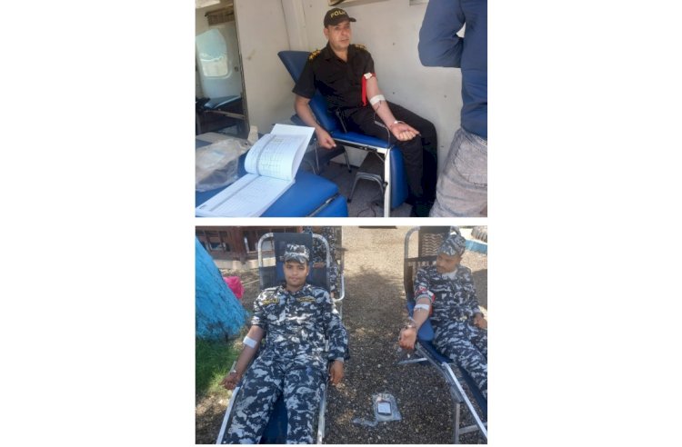 رجال الشرطة يتبرعون بدمائهم لانقاذ المرضي بالاقصر