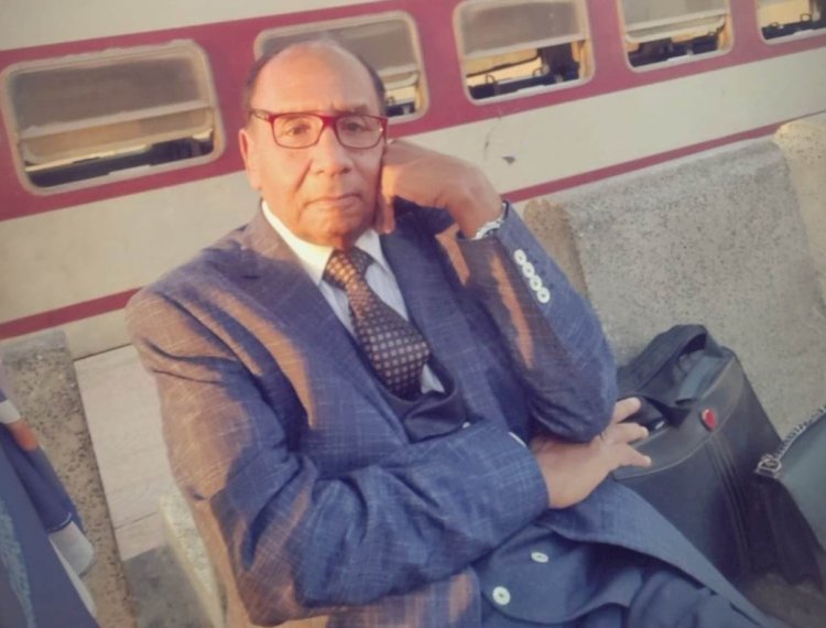 نصوص الفصوص قصيدة للشاعر الكبير عزت الطيري