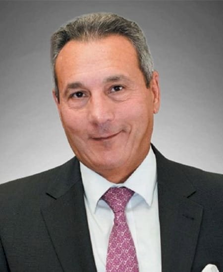 بنك مصر يرفع حدود بطاقات الائتمان ٥٠%  بالعملة الاجنبية ويخفض عمولة التحويل ل ٥%