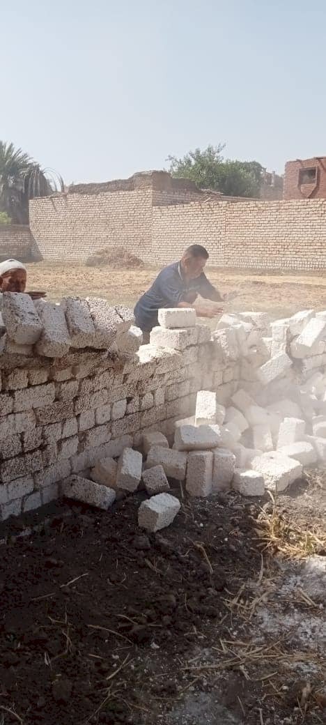 إزالة وإيقاف 18 تعديًا ومخالفات بناء بدون ترخيص في المنيا