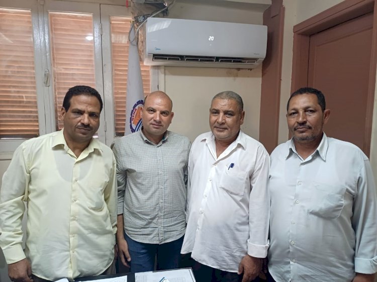 تعليم ابوتشت تكرم سيف النصر لبلوغه سن التقاعد  