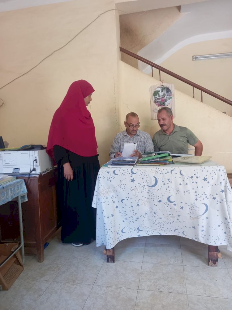 محافظ بني سويف يناقش جهود لجنة شؤون القرى الخاصة بمتابعة الموقف الخدمي بــ  ٤٠  مجلس قروي