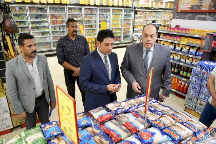 "عبدالهادي"يقود حملة للرقابة علي الاسواق وضبط الاسعاربسوهاج