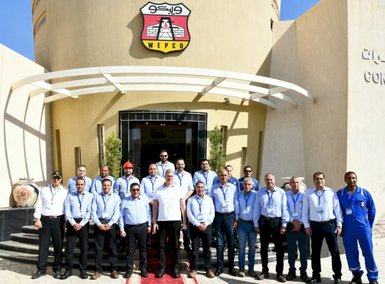 "بدوي"تفقدتسهيلات ميناء الحمراء البترولي لمتابعة اعمال التوسعات