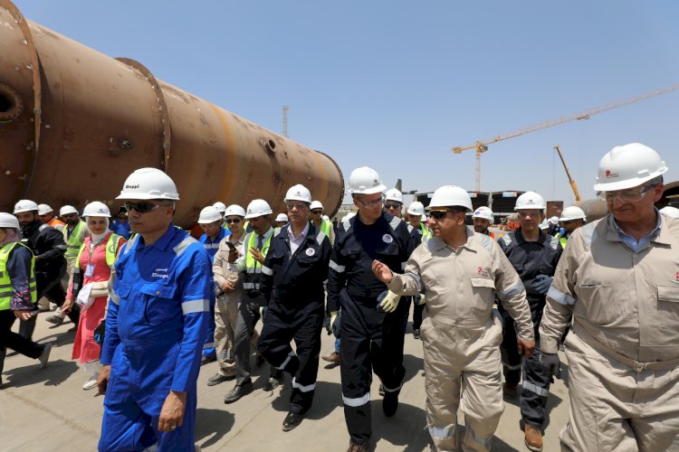 وزير البترول يتفقد ورش بتروجت بالصعيد