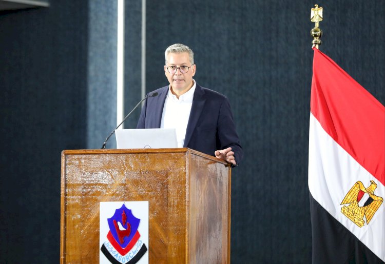 "بدوي"لابد من القاء الضوء علي قصص النجاح والابتكارات التي ساعدت علي اقامة مشروعات بترولية جديدة