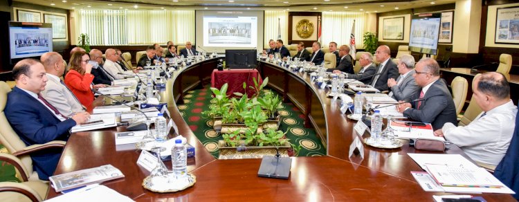 "بدوي" يشهد انعقاد الجمعية العمومية الاولي لشركة "ايساك"