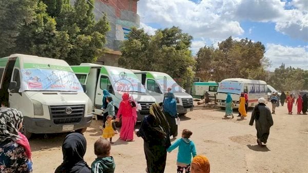 صحة المنيا تنظم قافلة طبية مجانية بمركز سمالوط