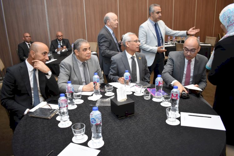 رئيس جامعة المنيا يُشارك في ورشتي عمل حول استراتيجية تنفيذ التحالفات و تدويل التعليم العالي