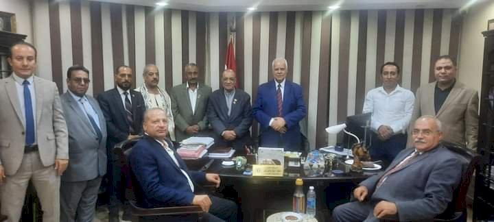 المستشار روفائيل يعقد اجتماع تنظيمي مع قيادات الحزب لمحافظة الأسكندرية