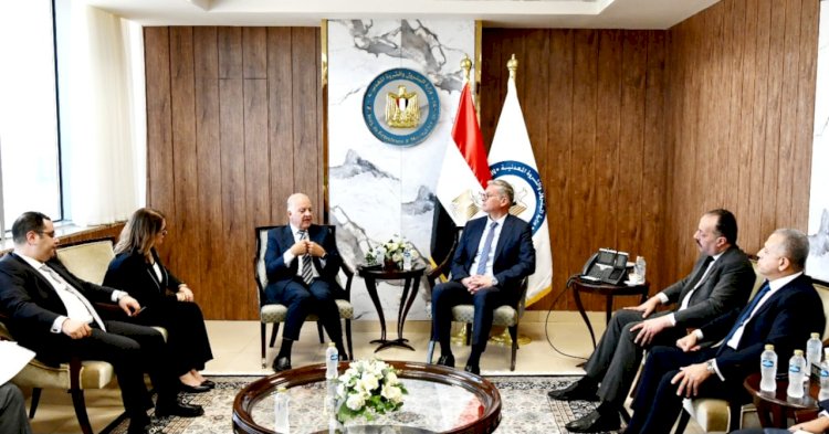 "بدوي"تواصل مستمر بين البترول واعضاء لجنة الطاقة فيما يخص ملفات البترول المختلفة