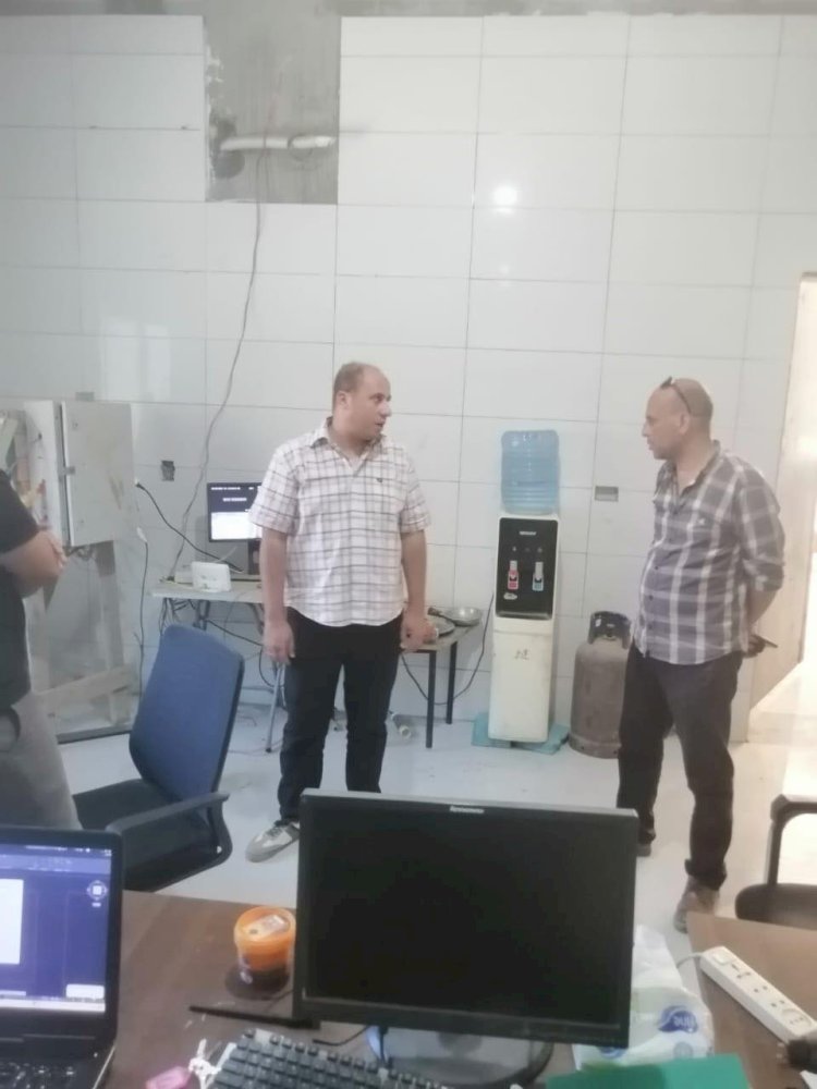 لدخولها الخدمة قريبا .. محافظ المنيا يتابع نسب إنجاز المشروعات فى قرى حياة كريمة