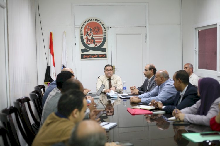 د.العكاوي يناقش الخريطة الزمنية للتنسيق والقبول بالجامعة الاهلية وفتح التقديم الاثنين المقبل