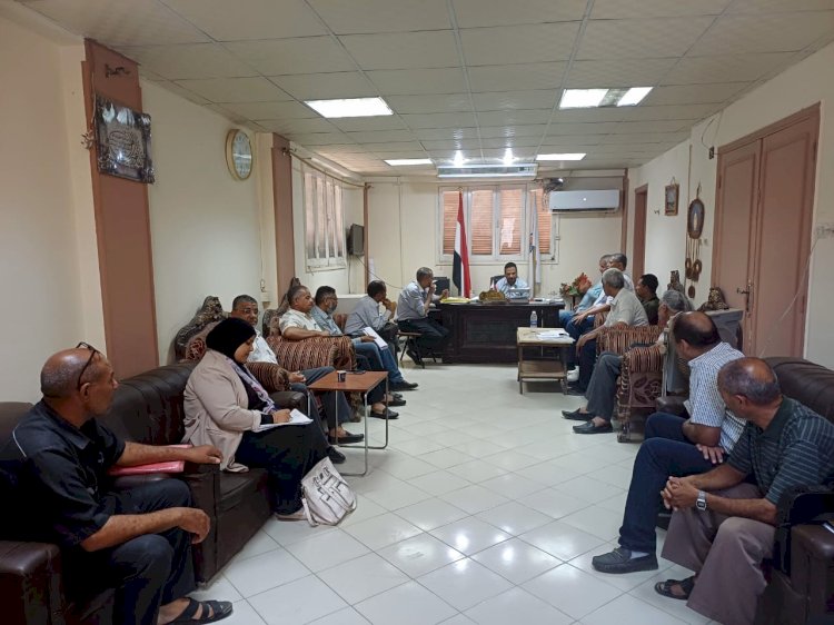 مدير تعليم أبوتشت يترأس الاجتماع السنوي لوحدة الجودة واللامركزية