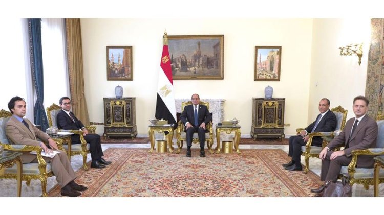 الرئيس السيسي لوزير الخارجية الفرنسي:لابد من حقن الدماء وتجنيب المنطقة عواقب التصعيد