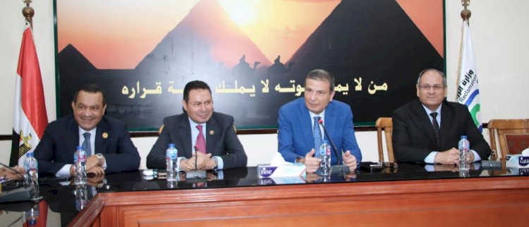 وزير الزراعة يؤكد ازالة اي معوقات امام المصدرين