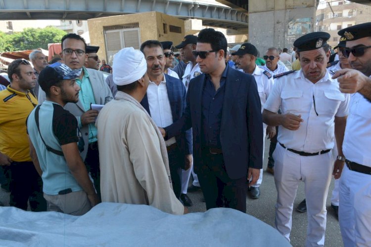 نائب محافظ سوهاج يقود حملة مرافق مفاجئة بطهطا بسوهاج