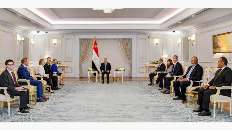 السيسي يستقبل لعدد من لجان الكونجرس الأمريكي :سنضع حدا للحرب التي تسببت في كارثة إنسانية