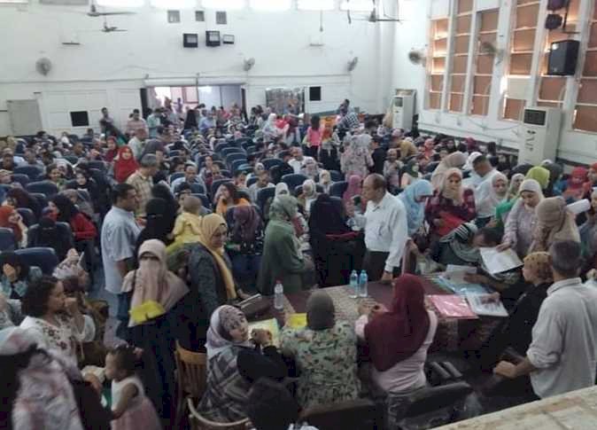 «مسابقة الـ30 ألف معلم».. 931 معلم يتسلمون وظائفهم في المنيا