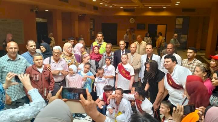 عرس فني في حفل ختام "أنا فنان - أنا مبدع" لذوي الهمم بسوهاج