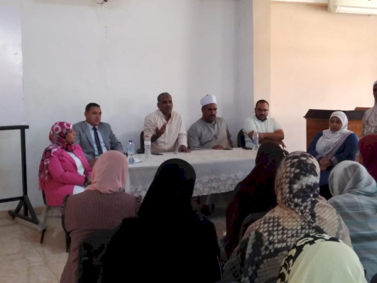 ندوة بالوحدة المحلية لمركز أرمنت  الصحة الإنجابية  المشكلة والحل