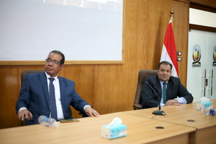 تدشين تطبيق (مستحقاتي) بجامعة جنوب الوادي