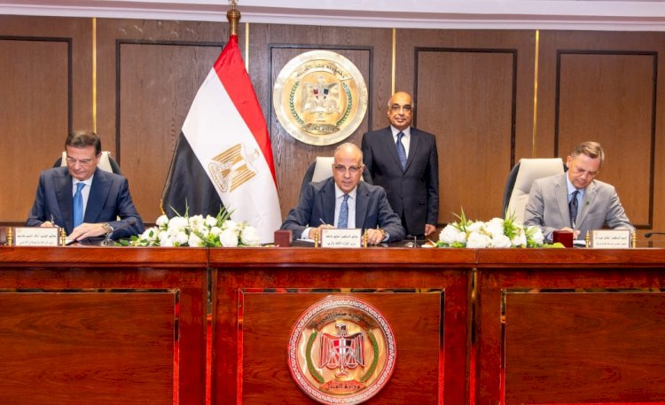 "فنجري"يشهد توقيع اتفاقية منازغة استثمار بحضورالزراعة والري