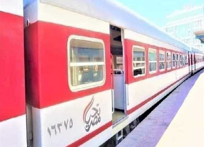 توقف حركة قطارات الصعيد عقب تصاعد أدخنة من قطار 187 في مغاغة بالمنيا