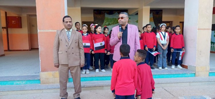 مدير عام التعليم بأبوتشت يشهد طابور الصباح وتحية العلم بالشيخ علي للتعليم الأساسي