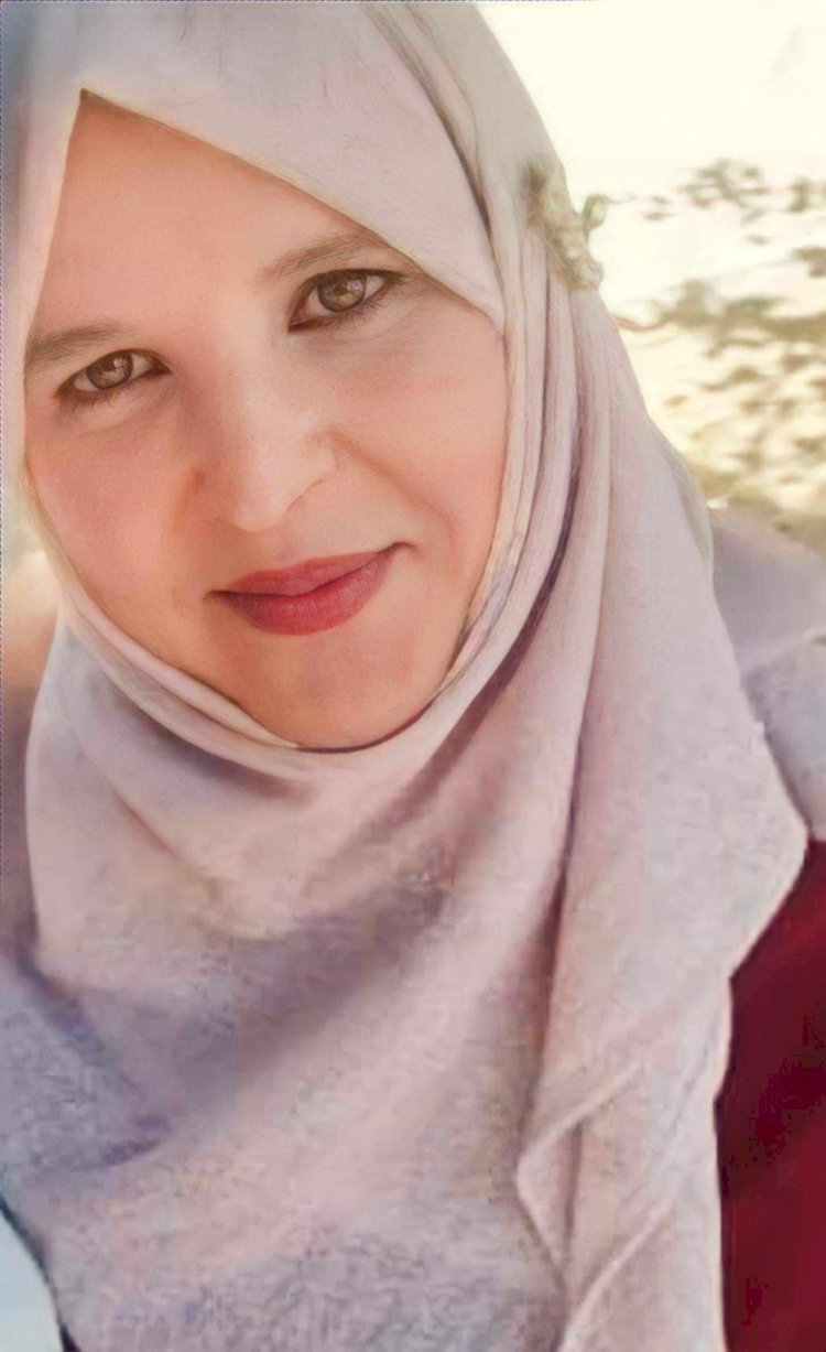 قراءة ... فاطمة بو جمعة / الجزائر