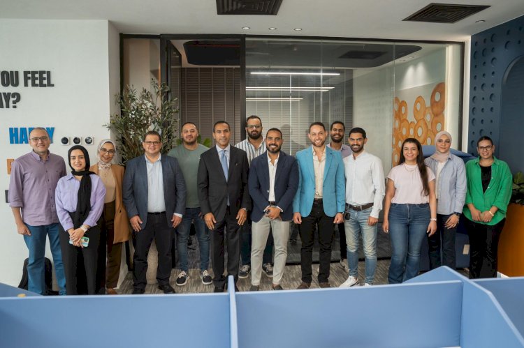 عاكف المغربي يفتتح مقر التحول الرقمي بالتجمع الخامس