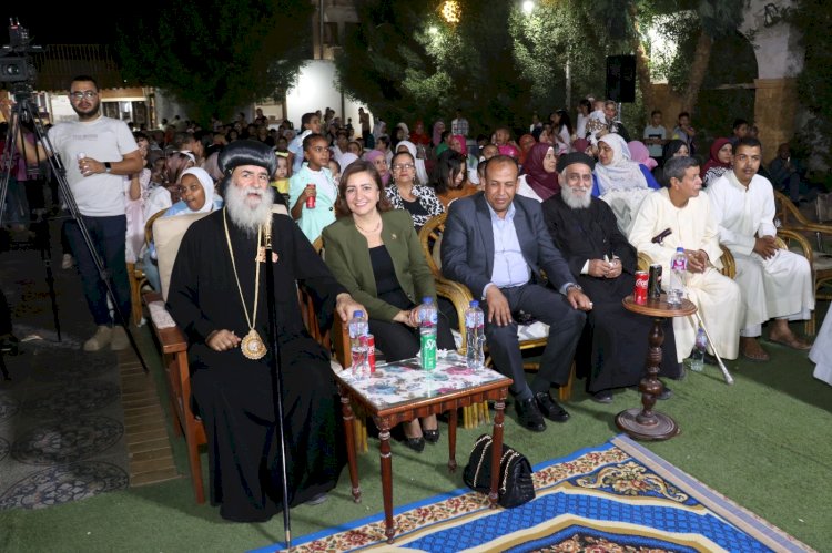 بحضور نيافة الأنبا بيمن.. "أنا مصري" تحتفل بانتصارات أكتوبر فى نقادة