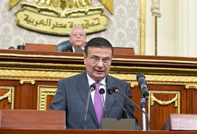 فاروق الزراعة حريصة علي حل ازمة الاسمدة ومكافحة الافات