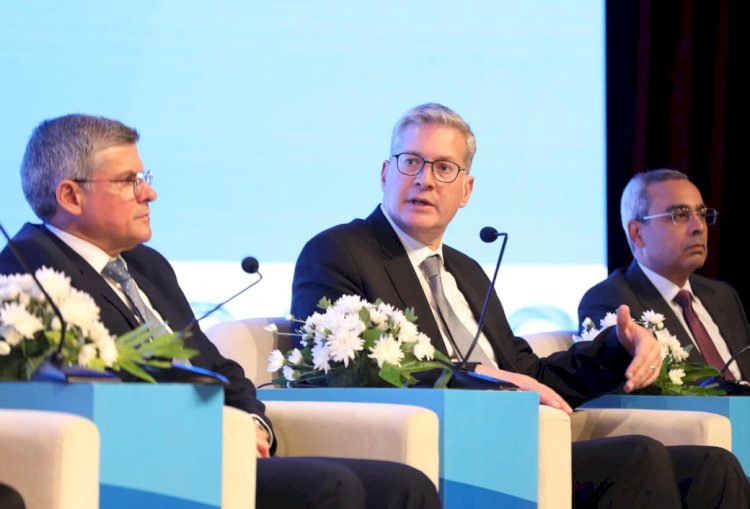 وزير البترول يشارك في جلسة دعم التحالف والشراكات الافضل لغاز شرق المتوسط