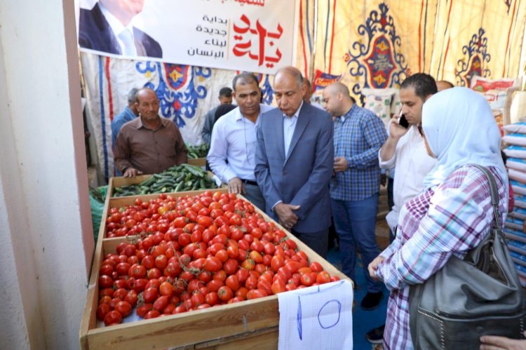 محافظ المنيا يفتتح المعرض الدائم لبيع السلع و اللحوم بأسعار مخفضة بنسبة 30% لخدمة 200 ألف مواطن بمطاى