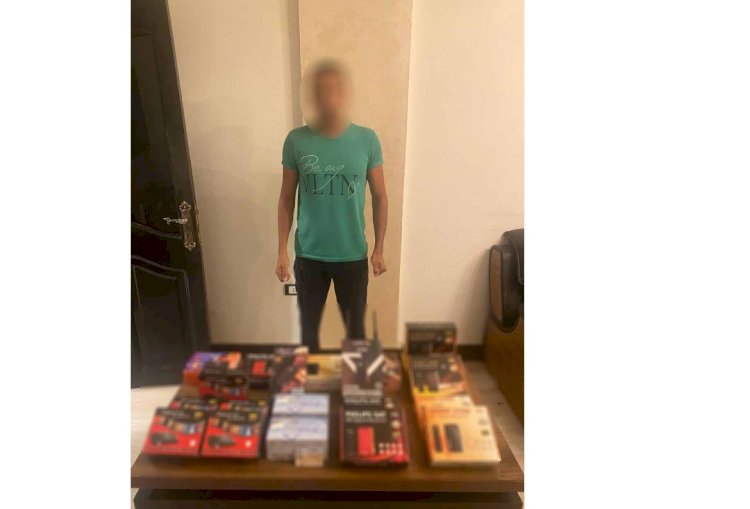 ضبط مالك محل لقيامه ببيع اجهزة الريسيفر المعدة لفك شفرات القنوات الفضائية بدون  تصريح