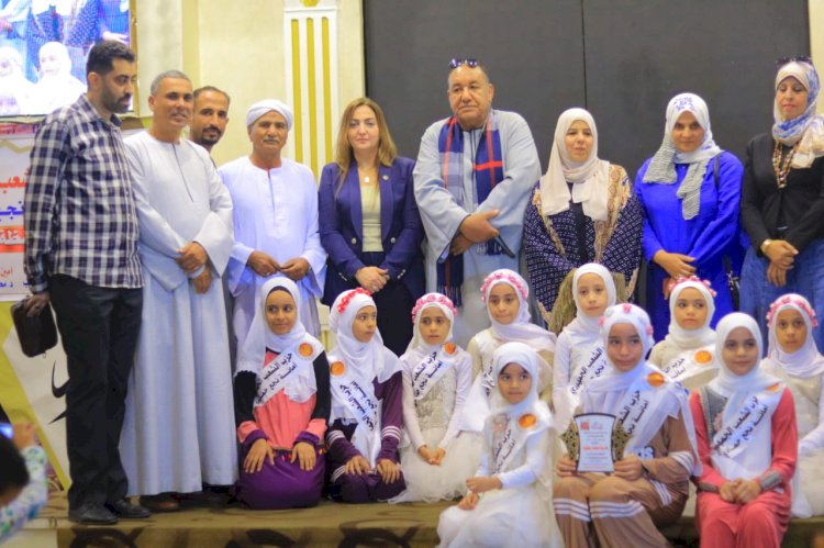 "الشعب الجمهوري" يكرم حفظة القرآن الكريم بنجع حمادي