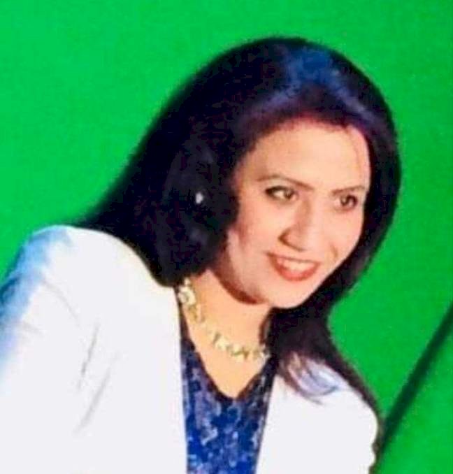 جراح في الركبة اليسرىٰ .. نصوص ضالة للشاعرة هبة عبد الوهاب